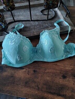 NWOT Rampage 36C Sexy Blue Lace Padded Underwire Gorgeous Bra